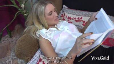 Petite 18yo Blonde Loses Her Virginity First Sex - Jessi Gold And Vira Gold on vidgratis.com