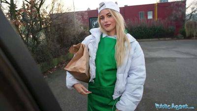 Blonde Waitress Public Blowjob on vidgratis.com