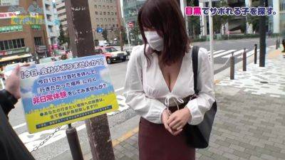 0002116_巨乳のニホン女性が大量潮ふきする素人ナンパのエロハメ - Japan on vidgratis.com