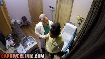 Karisma's Yearly Physical - Part 2 of 2 - DoctorTampa on vidgratis.com