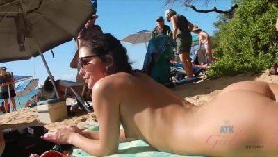 Zoe Bloom's Day Out at the Nude Beach - Amateur Pov on vidgratis.com
