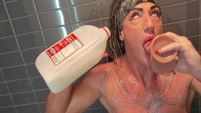 I Fuck Bathed In Milk (full Video In Xvideos Red) 5 Min - Dana X Muscles And Mike Bigcock on vidgratis.com