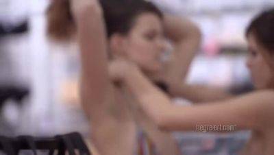 Brunette Gia Hill's Small Tits in American Apparel Haul - Usa on vidgratis.com