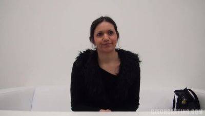 Seducing the MILF Brunette: Gabriela - Czech Republic on vidgratis.com