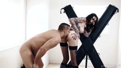 Rocky Emerson & Ramon Nomar: Wet & Restrained - Soaked and Bound on vidgratis.com
