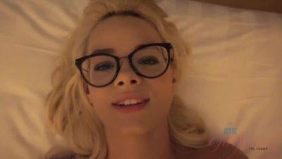 Elsa Jean, the blonde beauty, invites you for a creampie in Malaysia (POV, Big Cock, Fetish) - Malaysia on vidgratis.com