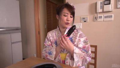 Retrieving Ryouka Shinoda in Top-notch Amateur Adult Film on vidgratis.com