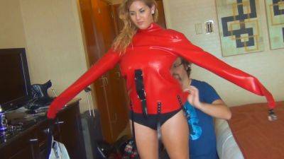 Shiny Straitjacket on vidgratis.com