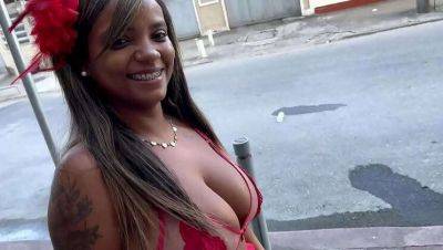 Husband persuades wife for group action after carnival, leading to her anal pleasure and real orgasms with friends - Brazil on vidgratis.com