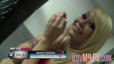 Tattooed blonde loves to fuck and suck big dick - Usa on vidgratis.com