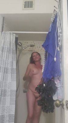 Real Body Milf Cougar In The Shower Sucking Fucking And Squirting With Her Big Dildo on vidgratis.com