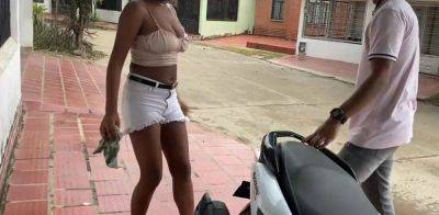 I got excited when I saw my neighbor wash her motorcycle so I invited her to fuck and I came inside her pussy on vidgratis.com