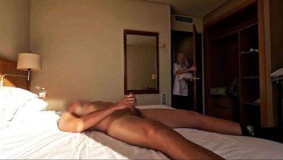 Surprised Hotel Maid Assists with Amateur Public Masturbation on vidgratis.com