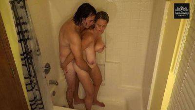 Eager Spouse Large Breasted Novice Shower Erotica #2: Bianca & Jinx Luciano on vidgratis.com
