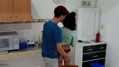 Steamy Step-Sibling Encounter: Pamela Love, a Brunette with a Big Booty, Can't Resist Her Brother's Touch in the Kitchen - FULL STORY - Colombia on vidgratis.com