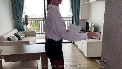 Cheating real estate agent fucked hard while wife was away on vidgratis.com