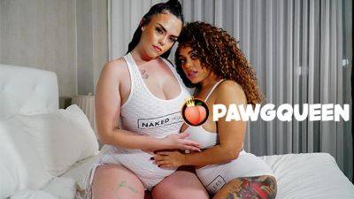 PAWGQueen Interracial Lesbians Twerking and Strap-on Fucking on vidgratis.com