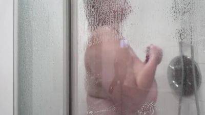 Soapy Big Natural Tits Shower Time on vidgratis.com