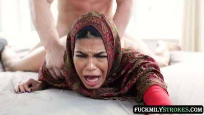 Step-Siblings Taboo Fun: Maya Farrell in Arranged Marriage on FuckFamilyStrokes.com on vidgratis.com