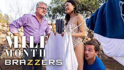 Lulu Chu, Craving Intense Pleasure, Gets Fulfilled by Kyle Mason's Massive Cock - Brazzers on vidgratis.com