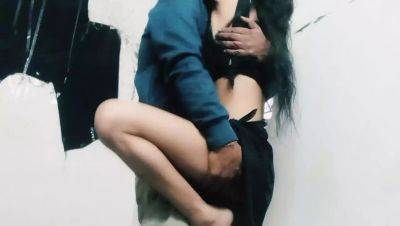 Hot Desi Romantic Girl Blowjob & Hardcore XXX Videos - India on vidgratis.com