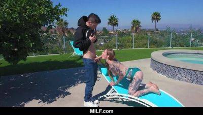 Tattooed MILF Penny Archer Fucks Her Young Neighbor - Blowjob, Doggystyle & Cum in Mouth on vidgratis.com